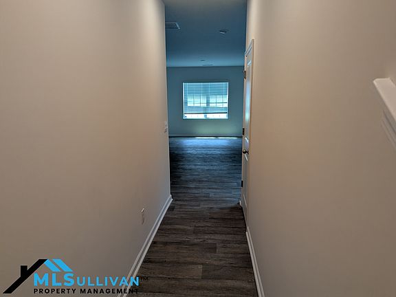 3rd image of 2338 Lily Dr #1
