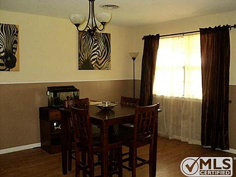 5th image of 4934 Don Juan St