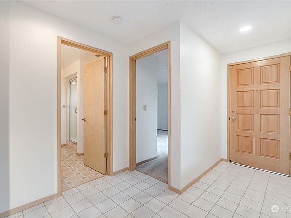 5th image of 13822 NW 10th Court #B