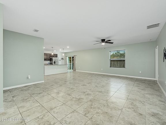 4th image of 4350 Ponds Dr