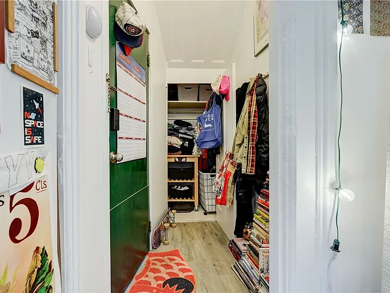 8 Rowley St #1 — Photo 9