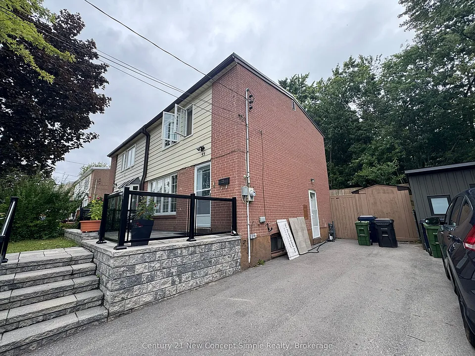 55 Anaconda Ave