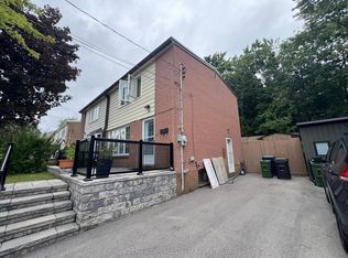 55 Anaconda Ave, Toronto, ON M1L4M1
