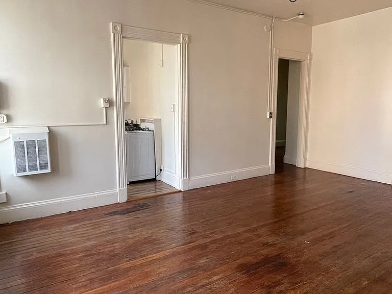 717 Washington Pl — Photo 8