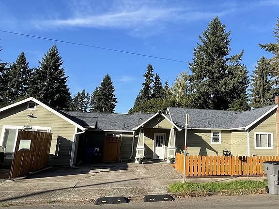3rd image of 2608 Neals Ln