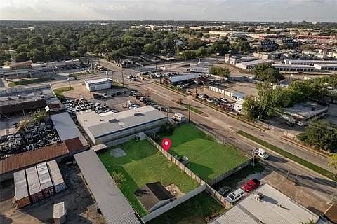 5th image of 7811 Hammerly Blvd