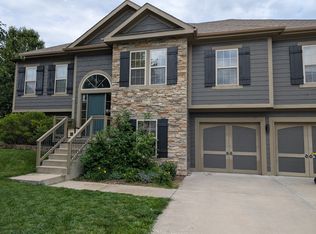 736 White Tail Ct, Liberty, MO 64068
