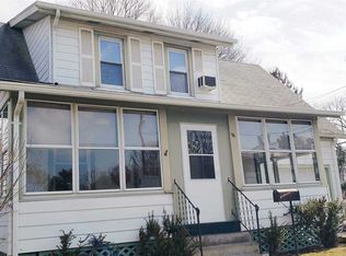 96 N Grand Ave, Poughkeepsie, NY 12603