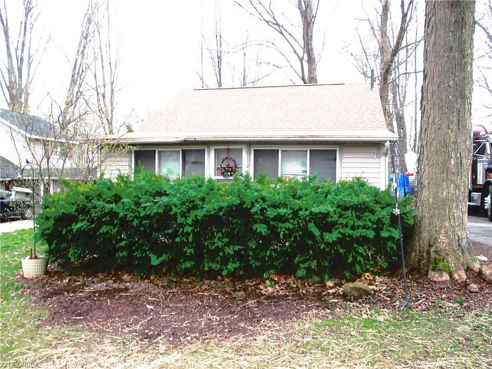 1st image of 124 Goredon Dr