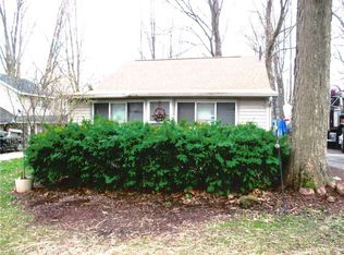 124 Goredon Dr, Chardon, OH 44024