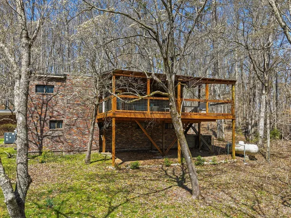 211 Club House Dr, Andersonville, TN 37705