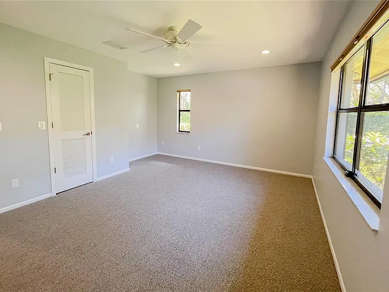 3502 Sunbeam Dr — Photo 10