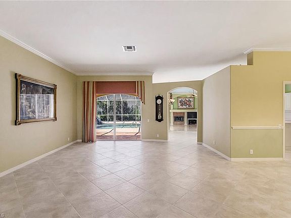 5th image of 8134 Lowbank Dr