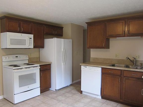 4th image of 2539 Dolores Dr