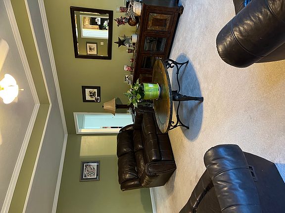 5th image of 4886 Orchard Hill Dr