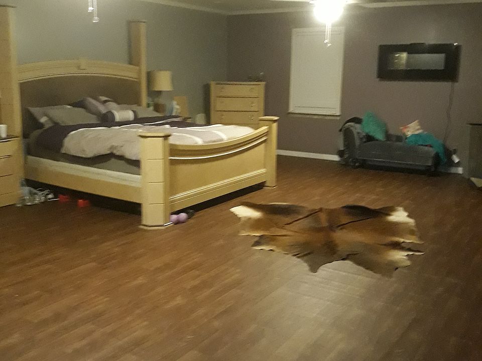 Huge Master Bedroom 