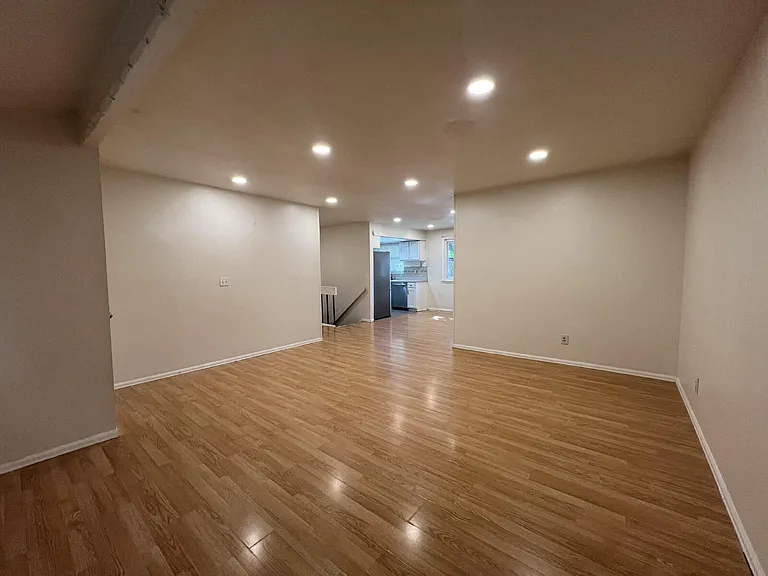 13071 Irving Ct — Photo 6
