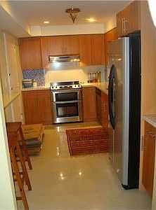 3rd image of 90 Edgewater Dr APT 506