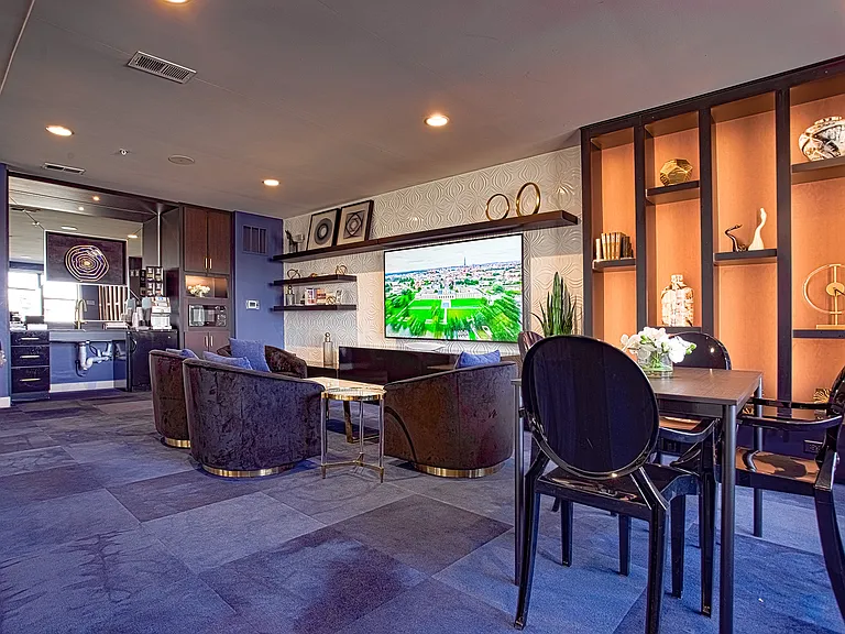 Allure Apartments — Photo 32
