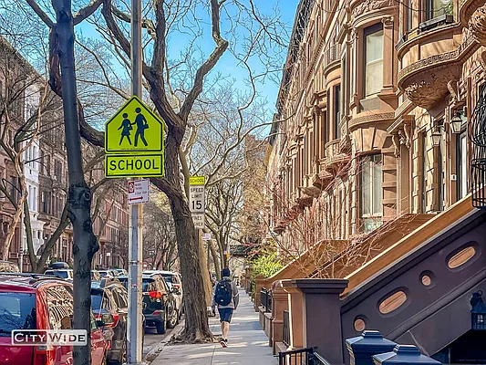 Rented by City Wide Apartments | media 12