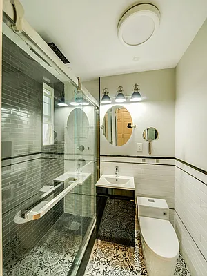 Rented by Bouklis Group | media 17