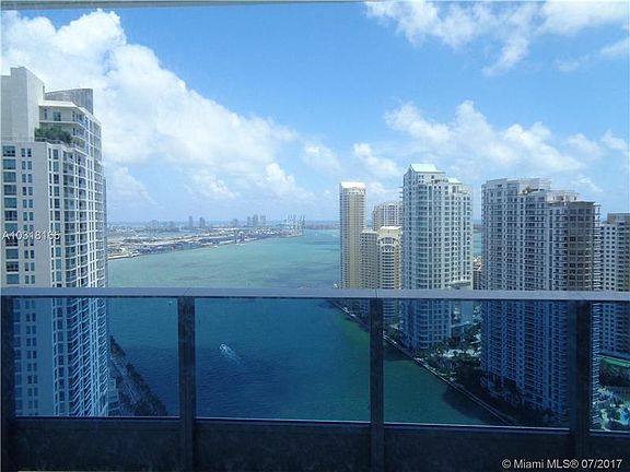 3rd image of 200 Biscayne Boulevard Way APT 3503