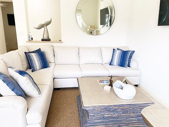 5th image of 5909 Padre Blvd #108