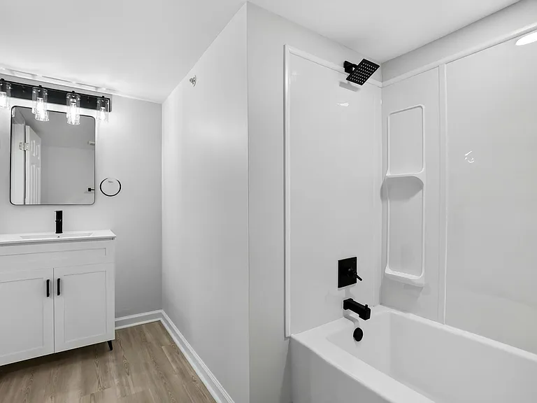 428 S Governors Ave #A — Photo 16