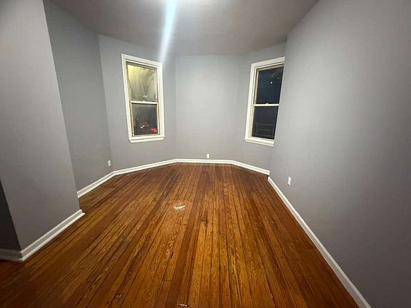 2nd image of 74 Glenwood Ave #N2