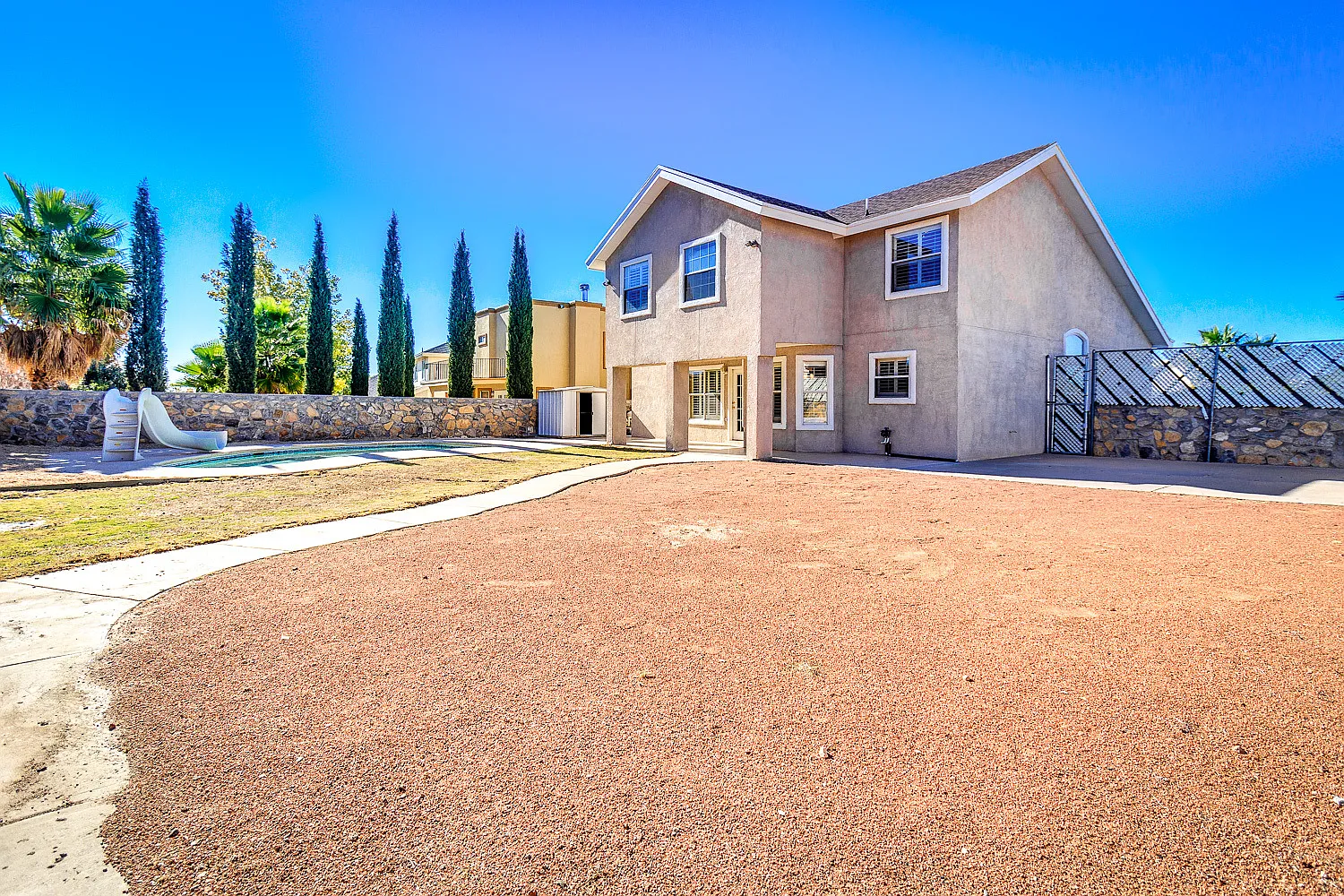 For Rent — Photo 1