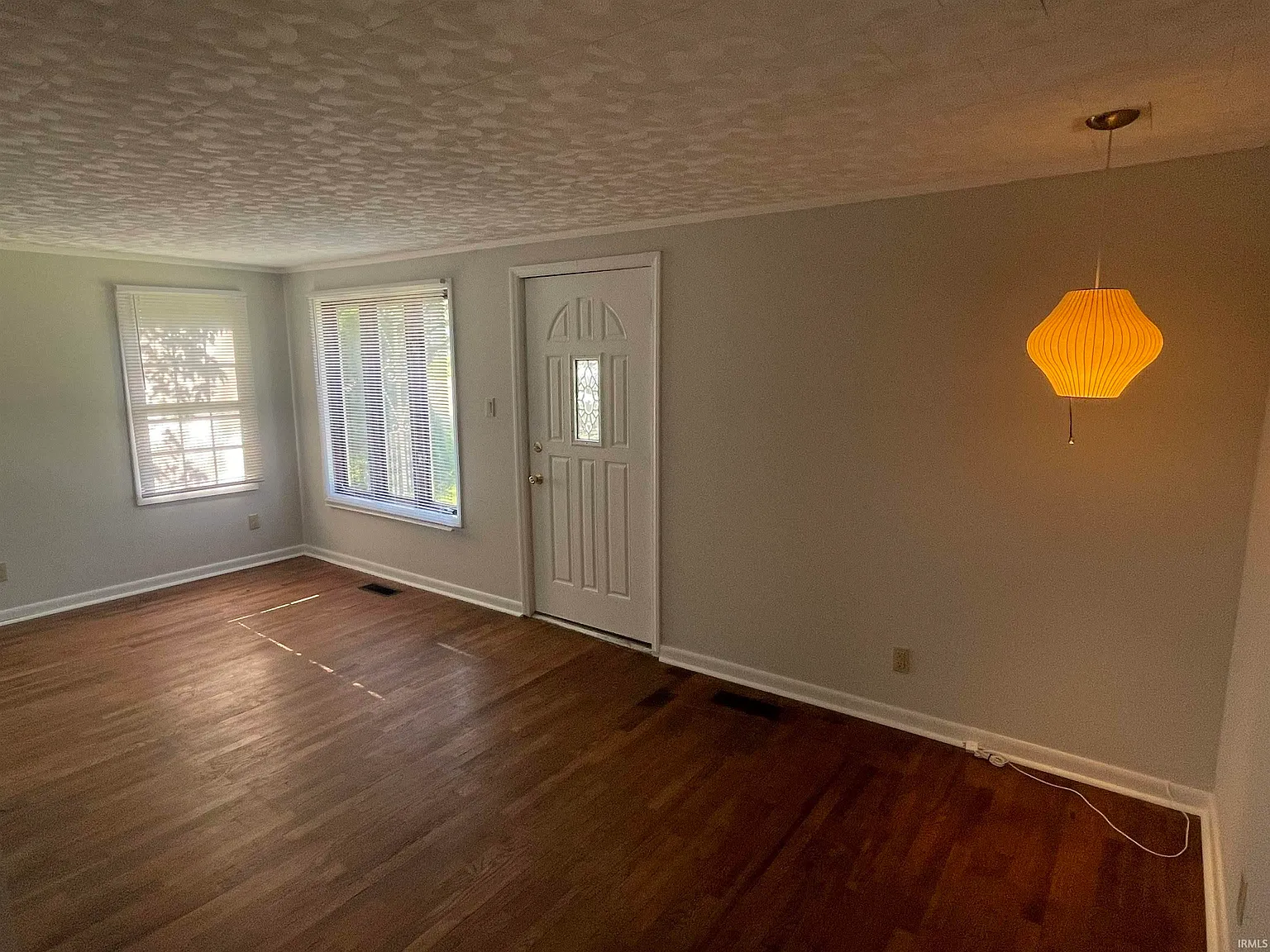 3 bed, 2.0 bath, 1716 sqft, $1,650 — Photo 4