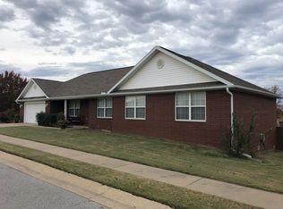 2414 Turner Way, Pea Ridge, AR 72751