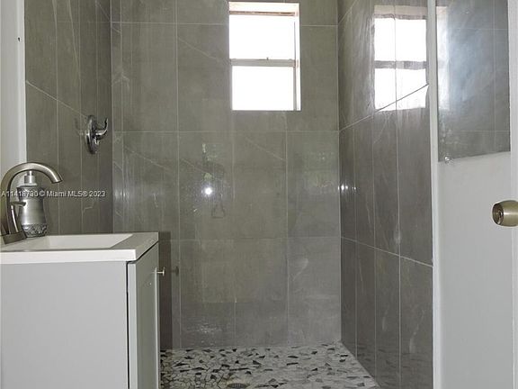 2nd image of 18145 SW 296th St