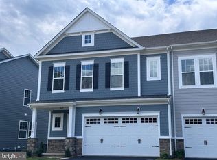 18014 Woods Overlook Dr, Dumfries, VA 22026