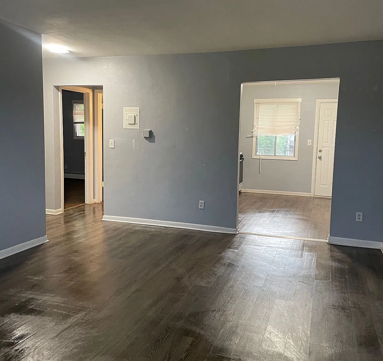 2 bed, 800 sqft, $1,295 — Photo 1
