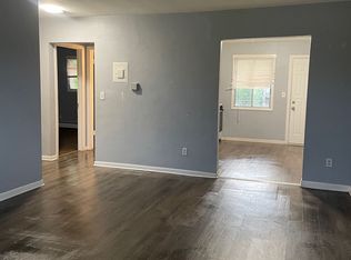 2110 Gabriel Ave APT 9, Zion, IL 60099