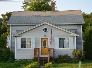 3967 Mendon Rd, Cumberland, RI 02864