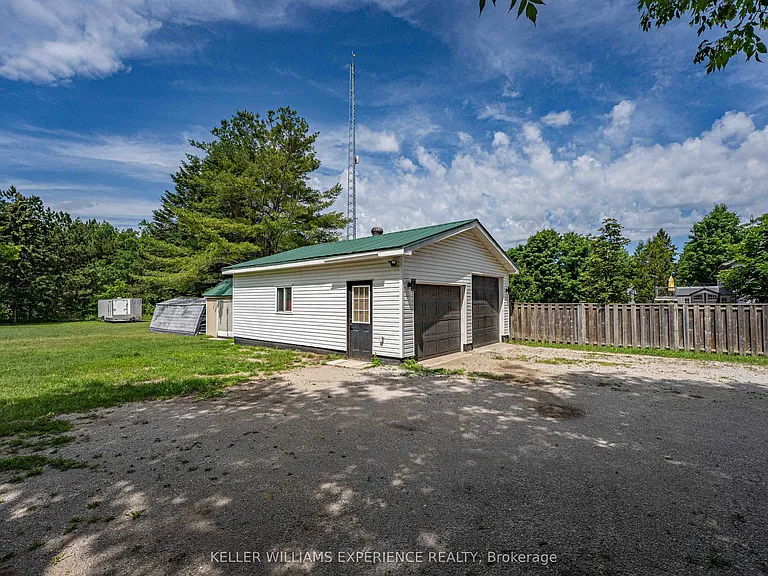 3514 Penetanguishene Rd — Photo 10