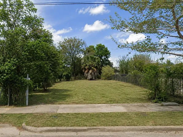 3416 Emancipation Ave, Houston, TX 77004
