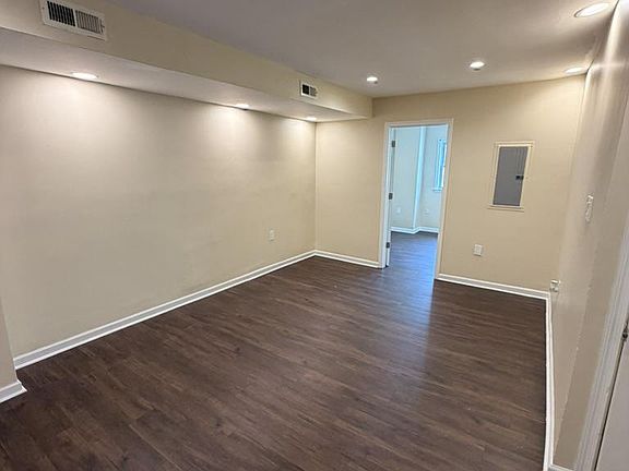 3rd image of 2003 S 7th St Floor 2