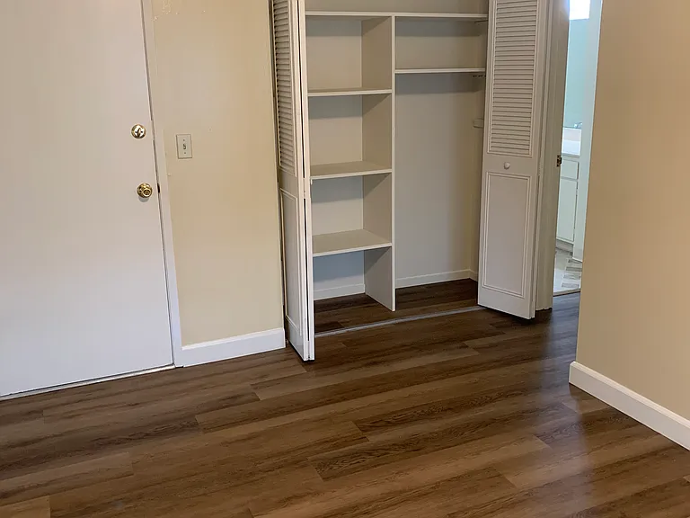 1011 Padre Dr — Photo 8