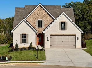 2134 Lantern Park Ln, Knoxville, TN 37932