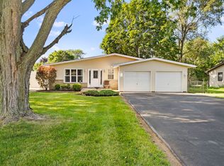 1445 Lantern Ln, Morris, IL 60450