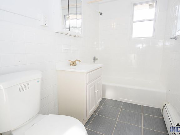 3rd image of 430 Park Ave #2BR