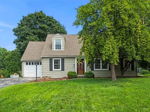 5601 Nall Ave, Roeland Park, KS 66202