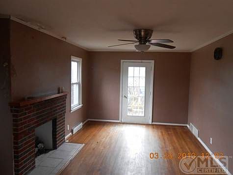 2nd image of 636 James St