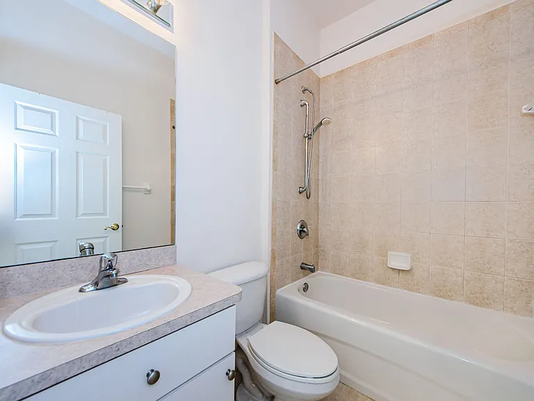 2624 Tottenham Dr — Photo 14
