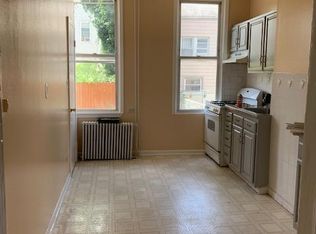 9 Hague St, Jersey City, NJ 07307