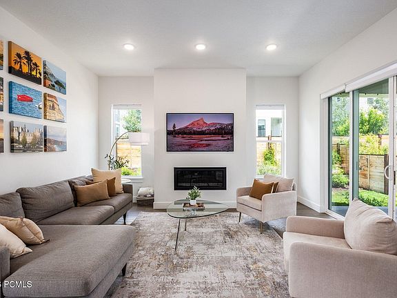 2nd image of 6542 Purple Poppy Ln