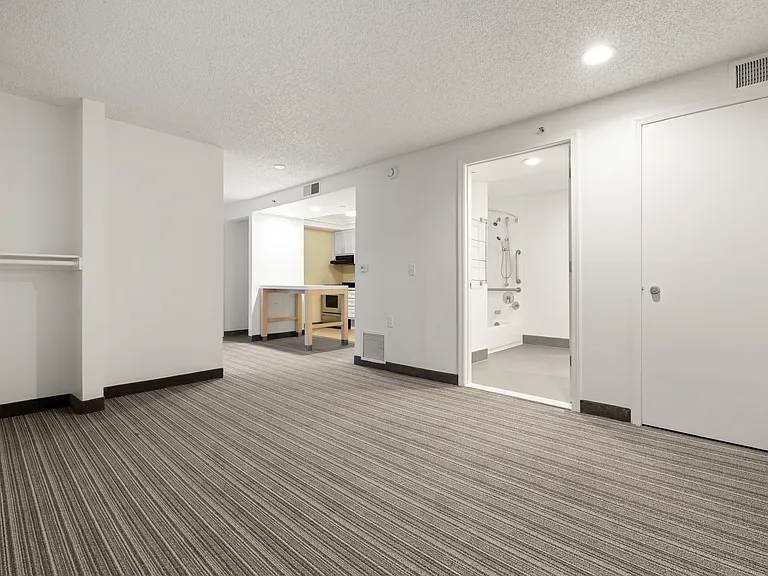 8101 NE Parkway Dr #3 — Photo 37